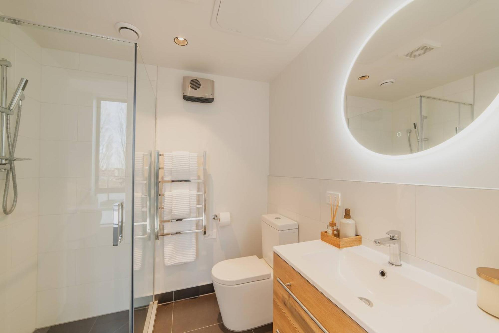 Chic And Contemporary Living At Cambridge Terrace Βίλα Κράισττσερτς Εξωτερικό φωτογραφία
